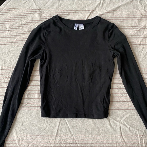 Set of 2: Black and Red Striped basic long sleeve tops stretchy form fitting XS - Picture 11 of 14